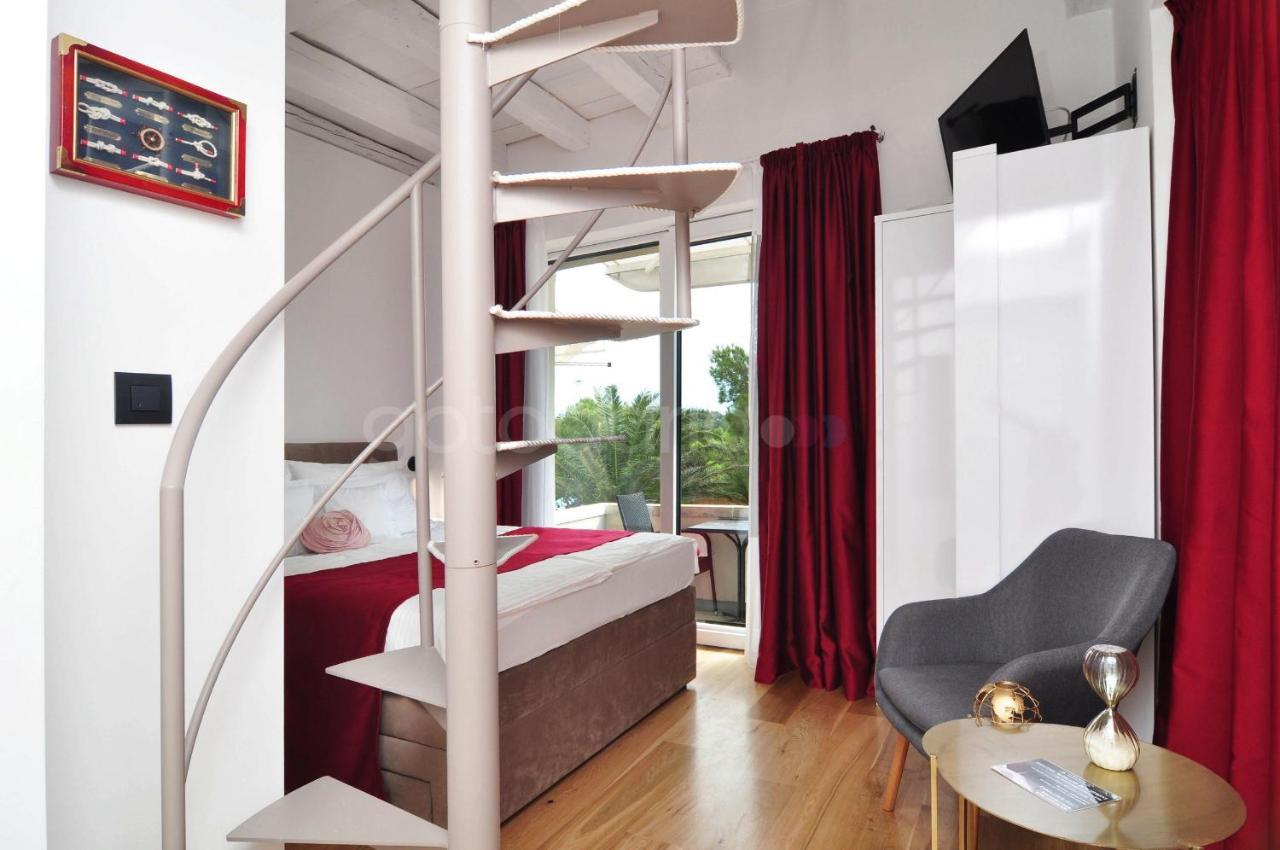 Beachfront Deluxe B&B Makarská Exteriér fotografie